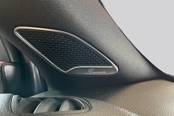 Mercedes-Benz GLB200 21 of 21
