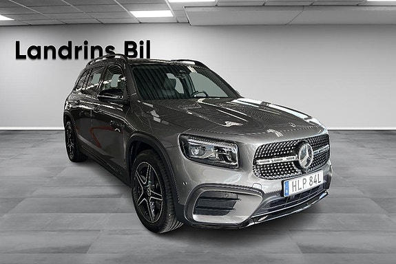 Mercedes-Benz GLB200 3 of 21