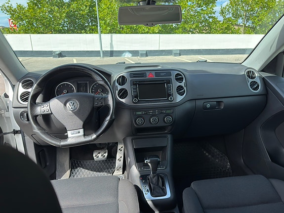 Volkswagen Tiguan 4 of 7