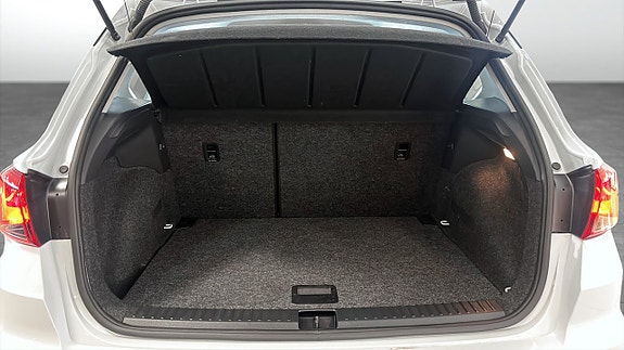 Seat Arona 12 of 12