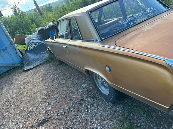 Plymouth Valiant 6 of 13