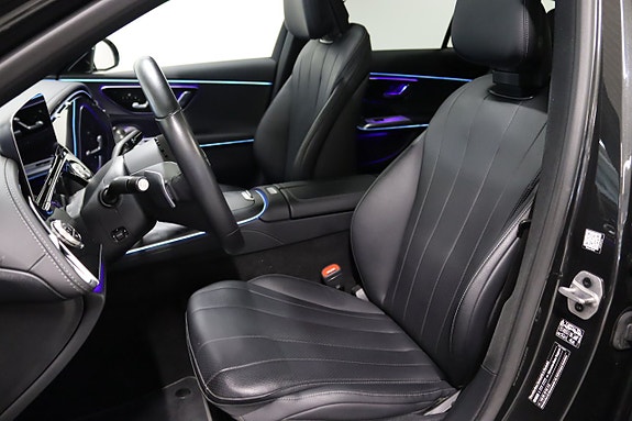 Mercedes-Benz E450 26 of 29