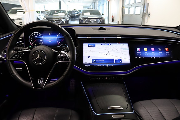 Mercedes-Benz E450 12 of 29