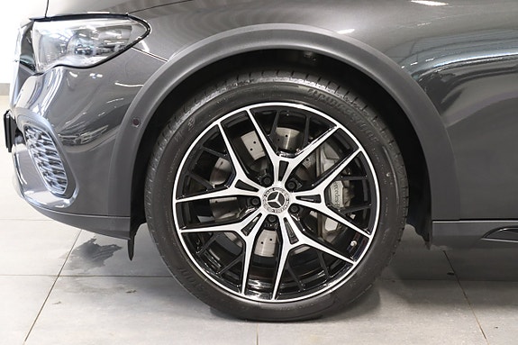 Mercedes-Benz E450 9 of 29