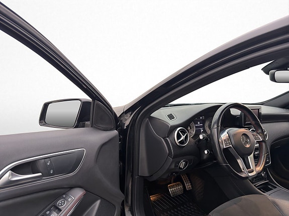 Mercedes-Benz A220 9 of 29