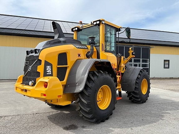 Volvo L60H lastmaskin, nya traktordäck, long boom 7 of 7