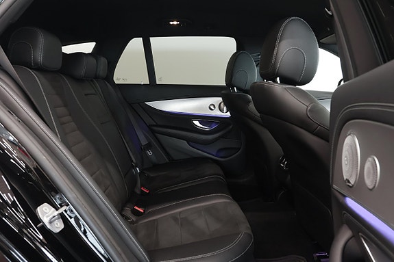 Mercedes-Benz E220 11 of 19