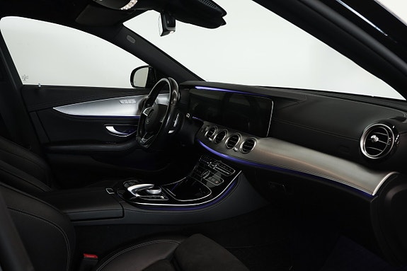 Mercedes-Benz E220 7 of 19