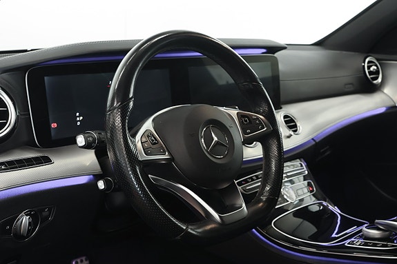 Mercedes-Benz E220 15 of 19