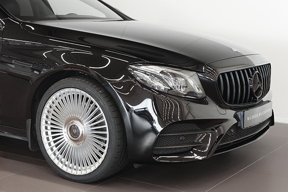Mercedes-Benz E220 6 of 19