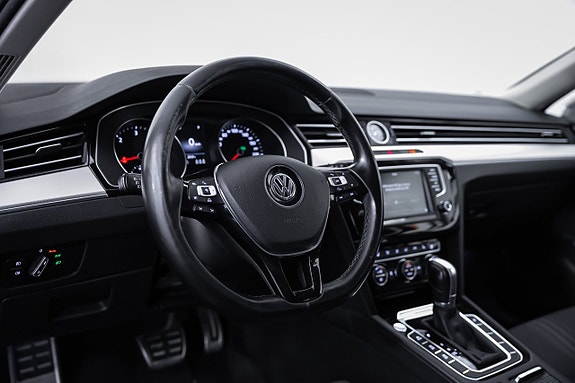Volkswagen Passat Alltrack 20 of 30