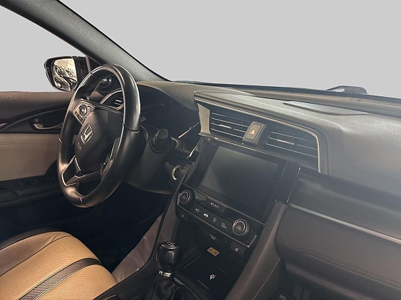 Honda Civic 9 of 18