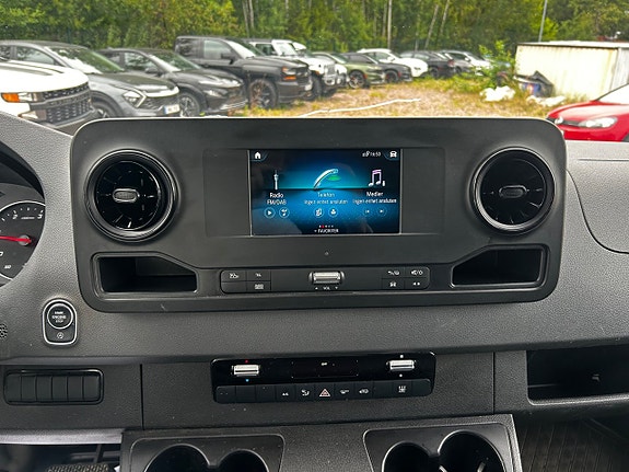 Mercedes-Benz Sprinter 211 16 of 21