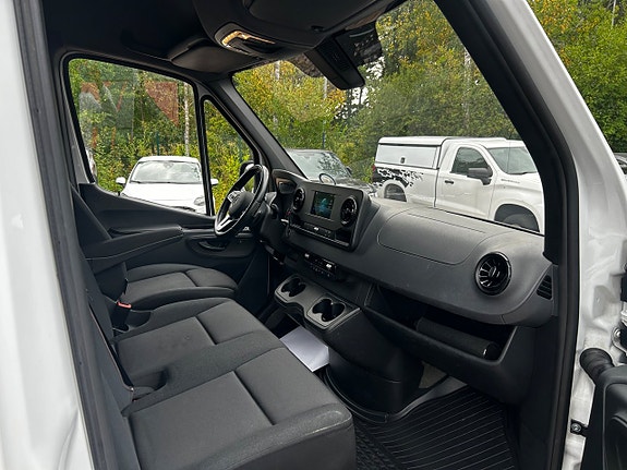 Mercedes-Benz Sprinter 211 11 of 21