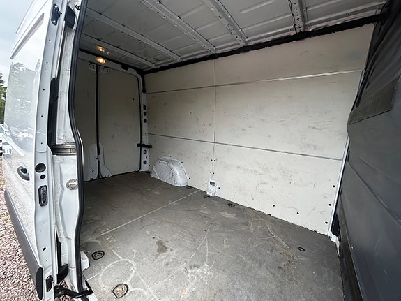 Mercedes-Benz Sprinter 211 8 of 21