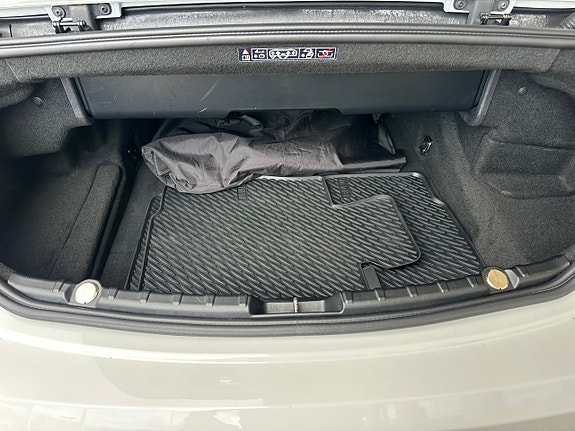 BMW 640i 24 of 29
