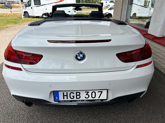 BMW 640i 8 of 29