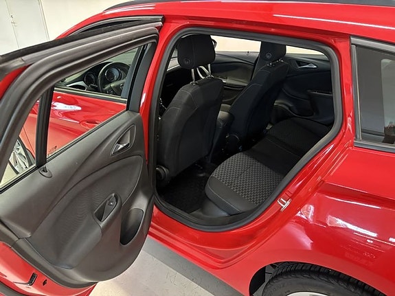 Opel Astra 6 of 9