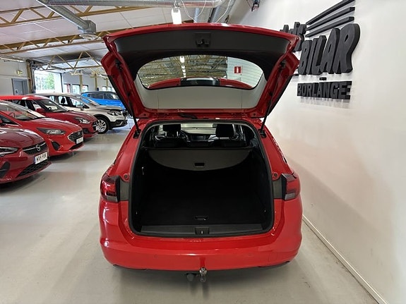 Opel Astra 4 of 9