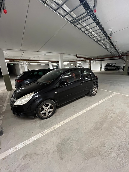 Opel Corsa 2 of 8