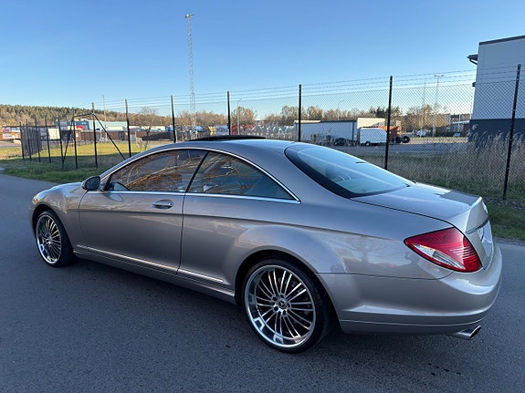 Mercedes-Benz CL500 3 of 6