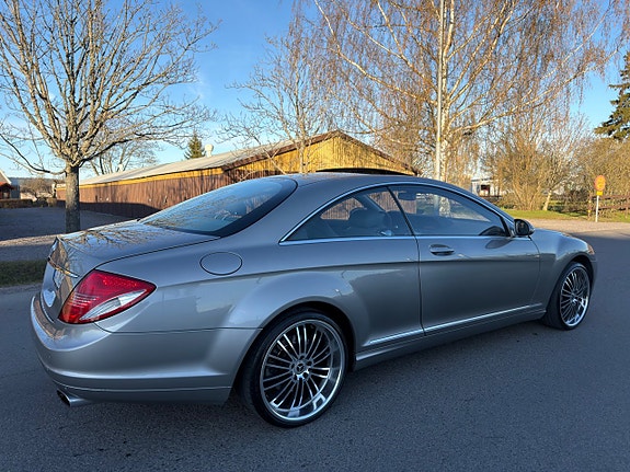 Mercedes-Benz CL500 4 of 6