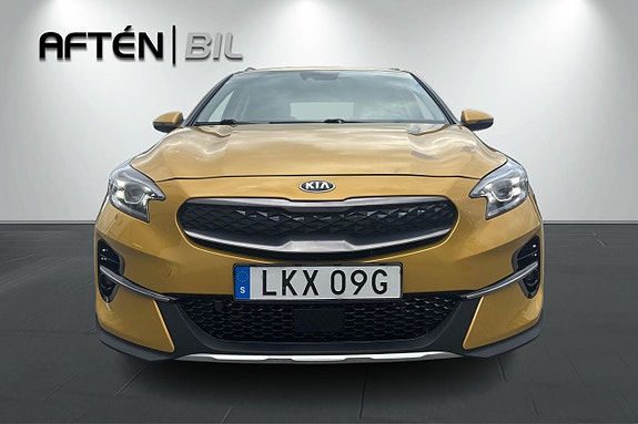 Kia XCeed 3 of 21