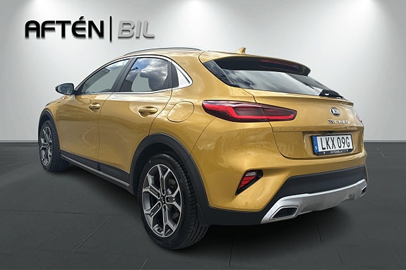 Kia XCeed 8 of 21