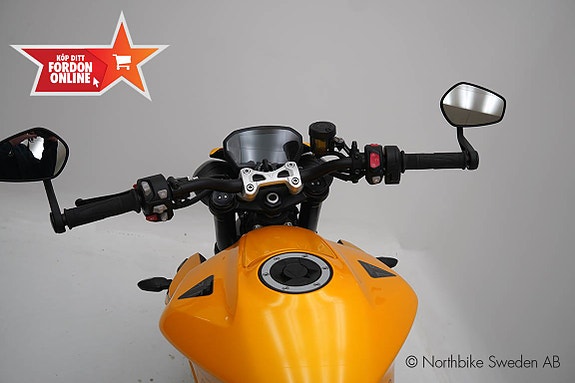 Triumph Motorcycles 765 STREET TRIPLE Hemleverans* 19 of 21