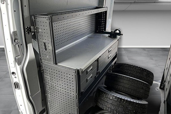 Mercedes-Benz Sprinter 211 16 of 18
