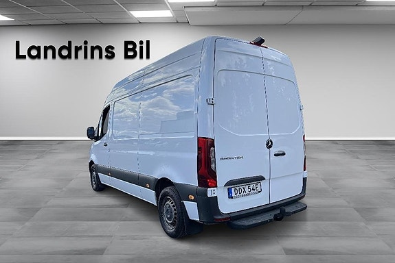 Mercedes-Benz Sprinter 211 6 of 18