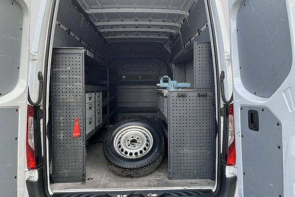 Mercedes-Benz Sprinter 211 9 of 18
