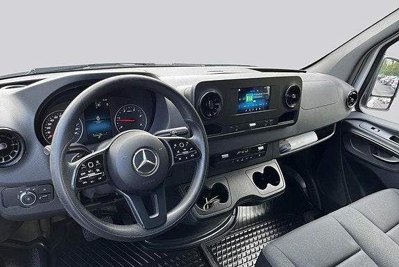 Mercedes-Benz Sprinter 211 7 of 18