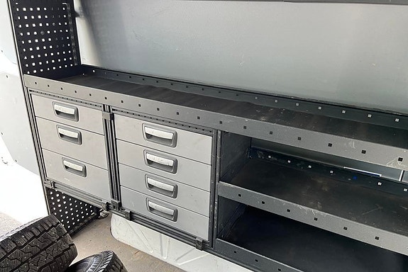 Mercedes-Benz Sprinter 211 18 of 18
