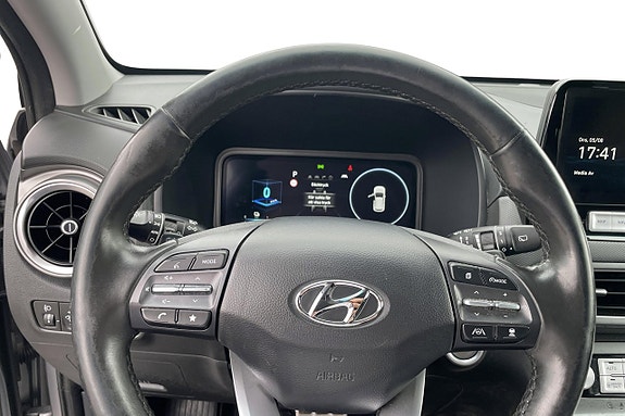 Hyundai Kona 12 of 24