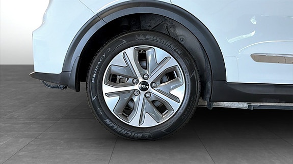 Kia e-Niro 9 of 21