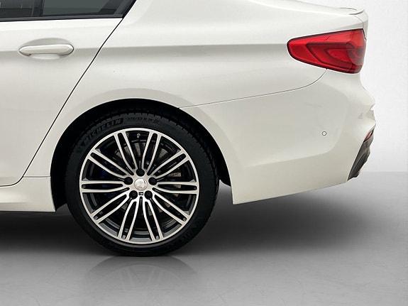 BMW 530e 20 of 30