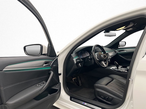 BMW 530e 10 of 30