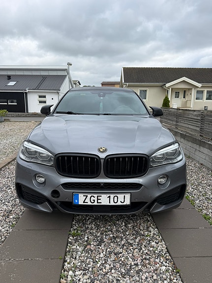 BMW X6 2 of 4