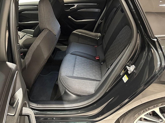 Audi A6 13 of 19