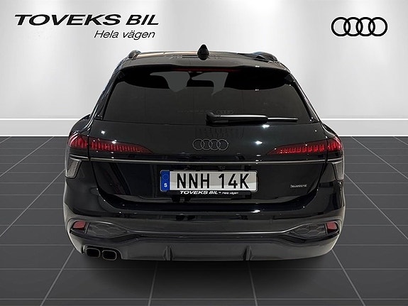 Audi A6 4 of 19