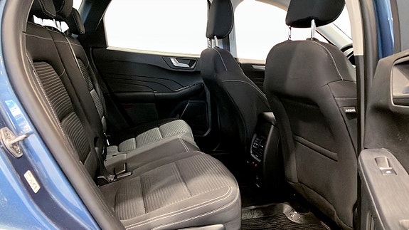 Ford Kuga 5 of 15