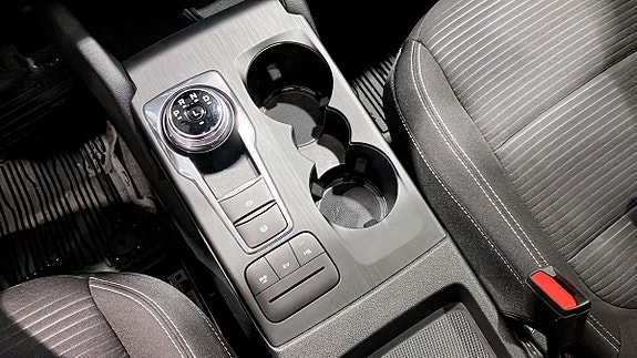 Ford Kuga 13 of 15