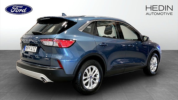 Ford Kuga 2 of 15