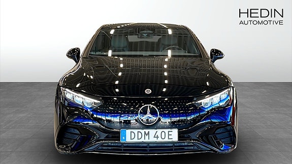 Mercedes-Benz EQE300 8 of 12