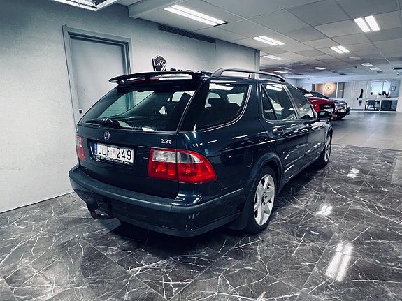 Saab 9-5 4 of 13