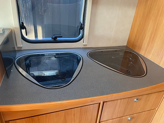 Adria Adria 552 Uk barnkammarvagn 5 of 8