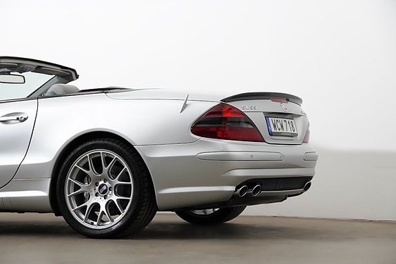 Mercedes-Benz SL55 11 of 24
