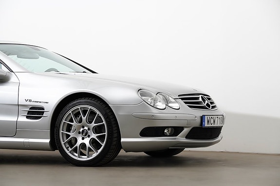 Mercedes-Benz SL55 8 of 24