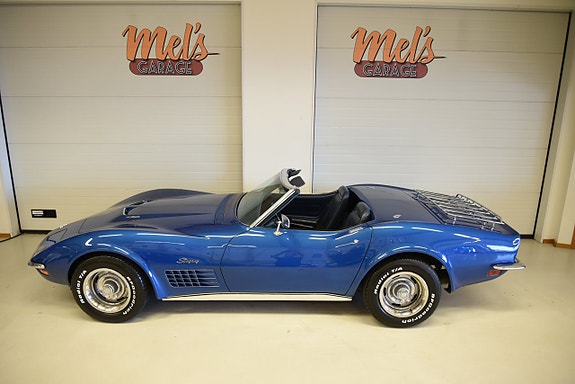 Chevrolet Corvette 13 of 30